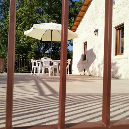 Semesterbostad Pietra Bianca