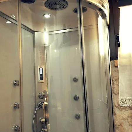 Semesterbostad Pietra Bianca *