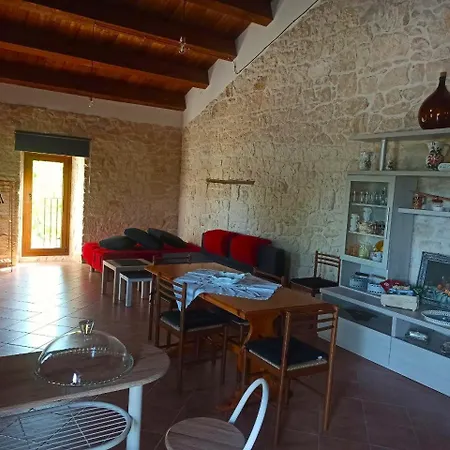 Pietra Bianca Holiday home *