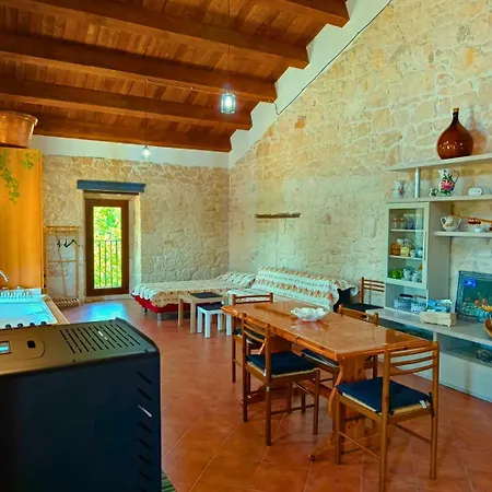 Pietra Bianca Holiday home *