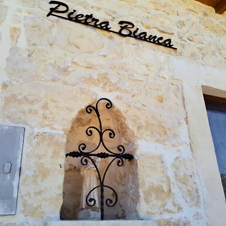 Holiday home Pietra Bianca Roccamorice