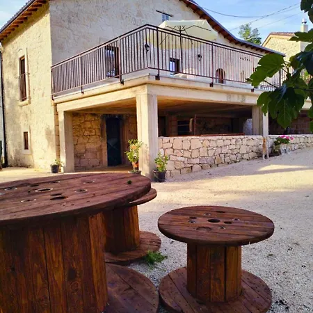 Holiday home Pietra Bianca *