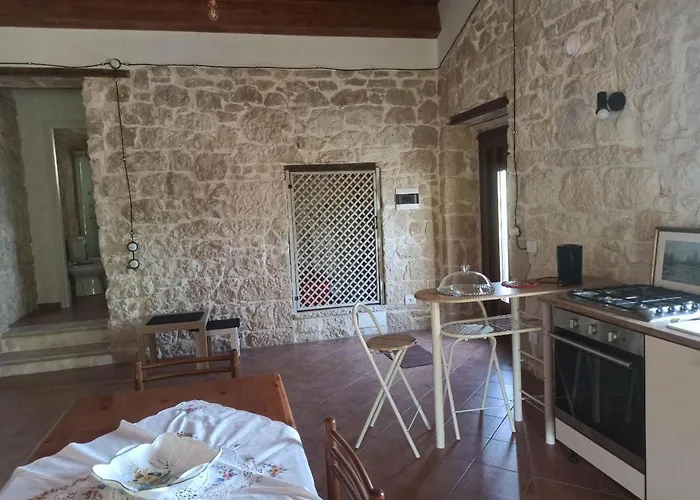 Pietra Bianca Tatil Evi